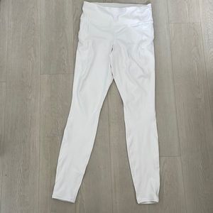 white athleta leggings with zipper pockets